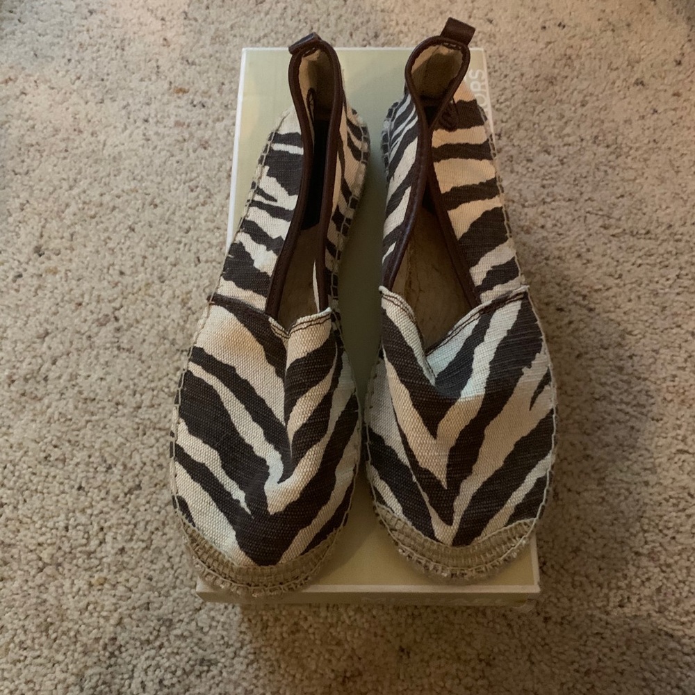 NWB! {Michael Kors} Canvas Slip-ons with box
